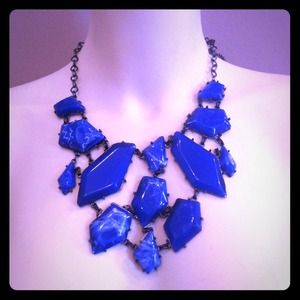 express blue gem necklace