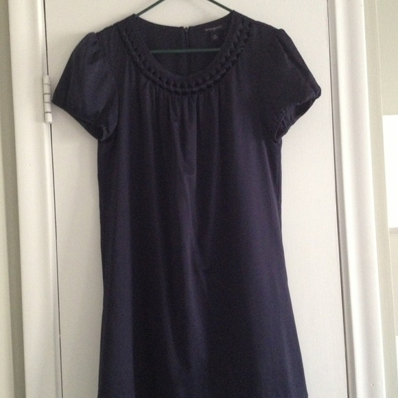 *SOLD*Banana Republic dress in navy