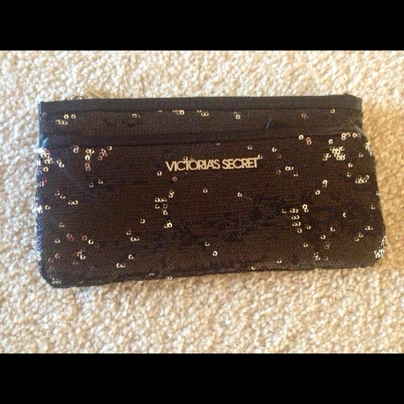 Bundled ! Victoria's Secret makeup bag or purse