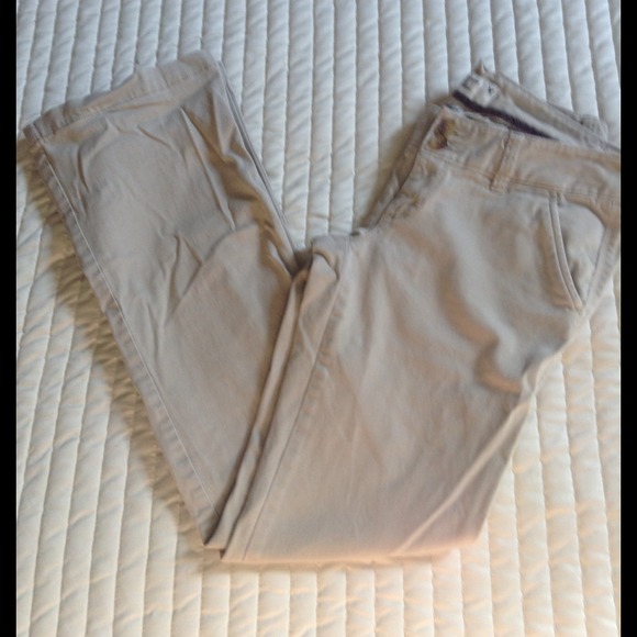 SOLD *** American Eagle Stretch Pants