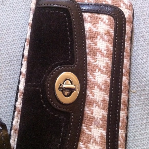 wool and leather coach wristlet - Picture 2 of 4