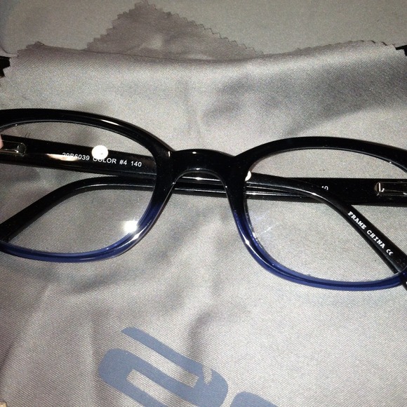 29 BELOW Accessories - New Nerdy Two Tone Glasses!!!