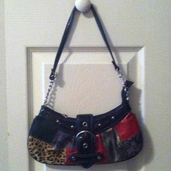 Bebe purse