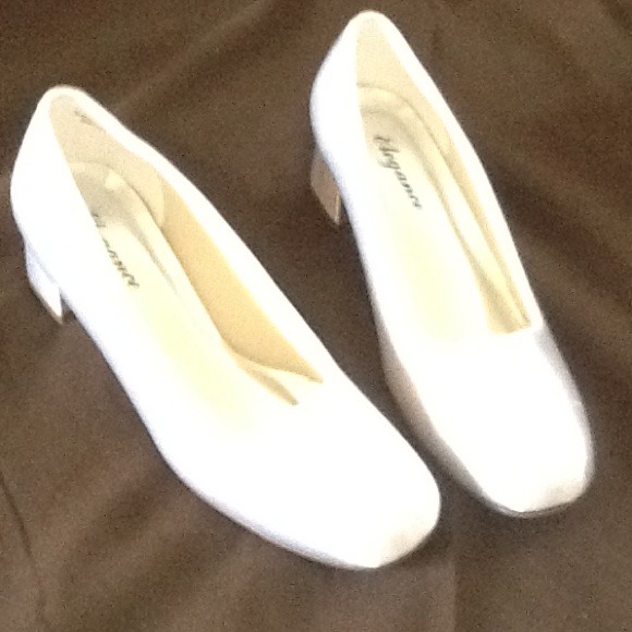 Pair shoes