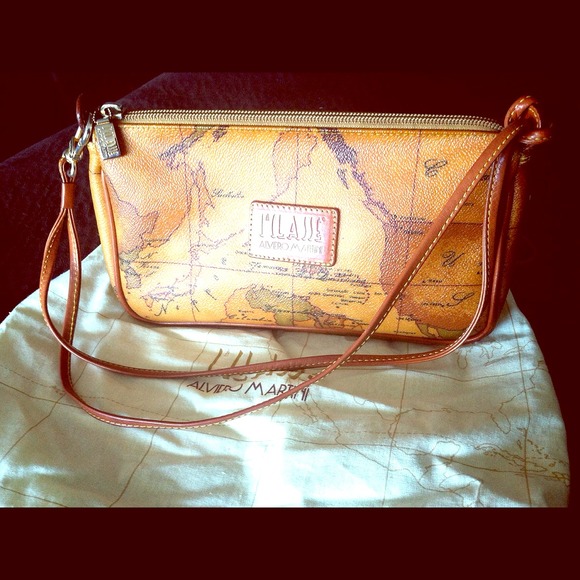 Alviero martini under shoulder bag, reduced!!