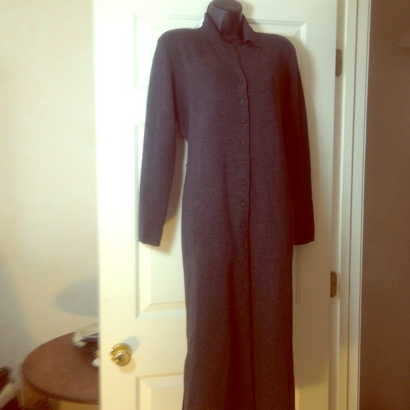 Classic dress , new price!