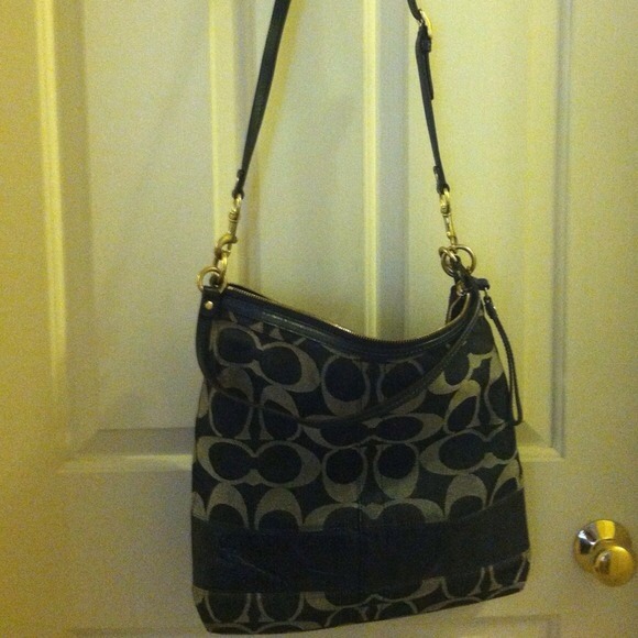 🎀Authentic Coach Denim Hippie Bag🎀
