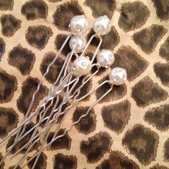 Set of six faux pearl and rhinestone hair pins