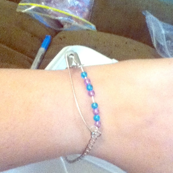 Pin bracelet