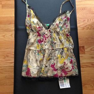 Cute Floral Spring Top United Colors of Benneton