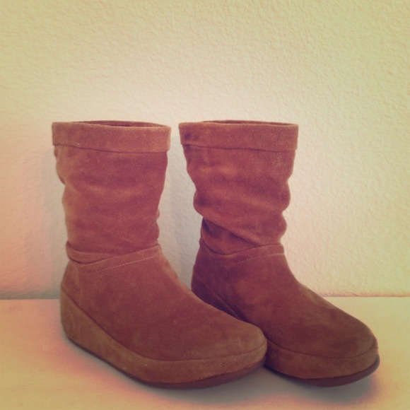 Fit Flop Crush Boot - suede