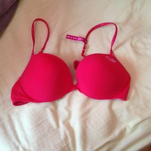 VS pink push up bra