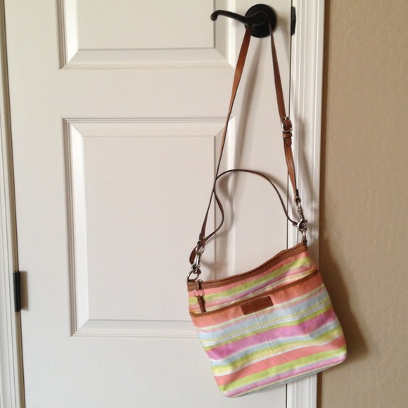 🔴TRADED!🔴 Coach purse