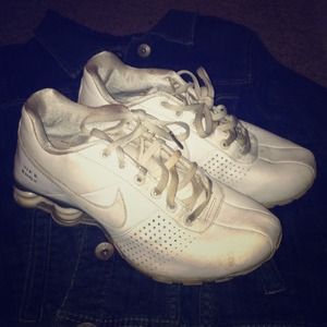 RESERVED!Nike shox reserved!