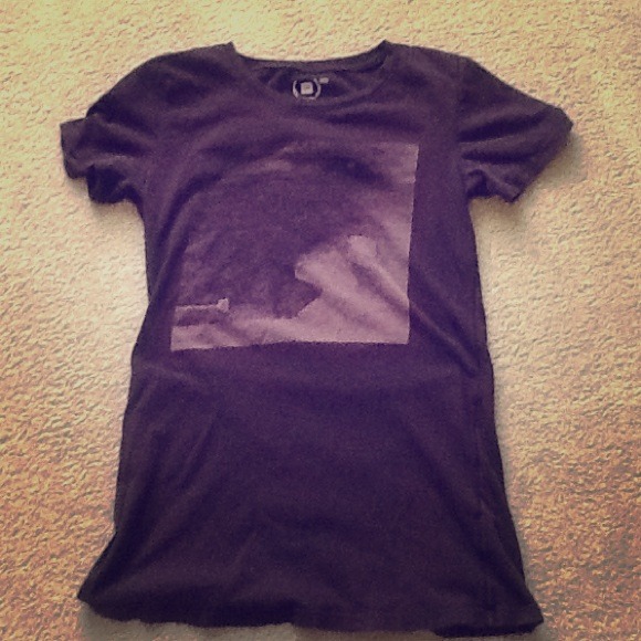 SOLD Fitted RED Gap T