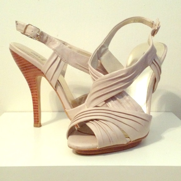 Bakers pumps