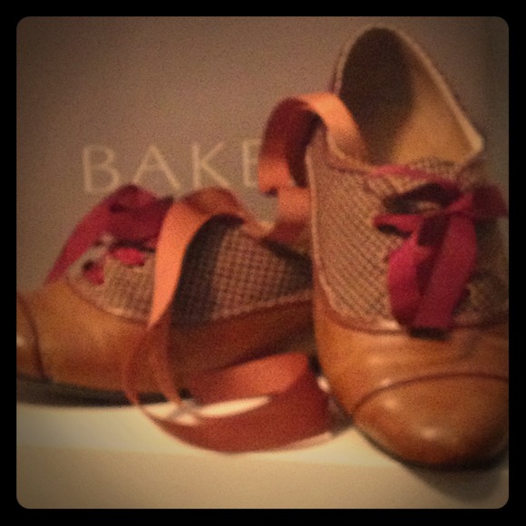 Oxford shoes