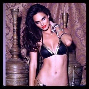 #REDUCED# Beach Bunny Bikini Top