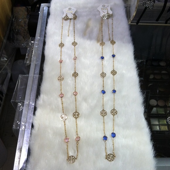 Tory burch necklace