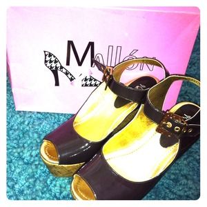 Like new Mallón wedges!