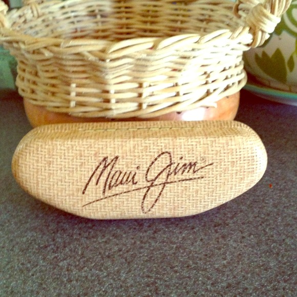 MAUI JIM CASE
