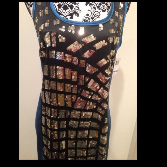 ❌SOLD❌NEW Trina Turk Sequins Ornete Blue Dress - Picture 2 of 4
