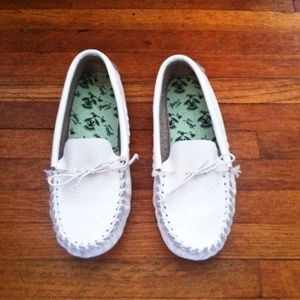 ON HOLD FOR @irozalie Soft-soled leather moccasins