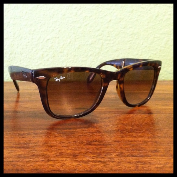 Ray-Ban Accessories - Ray-Ban Folding Wayfarer Sunglasses