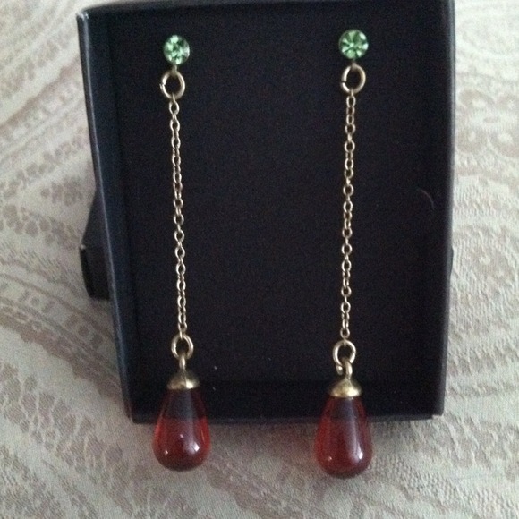 BNWB Orange Drop Earrings w/green crystals