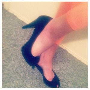 Black open toe heels
