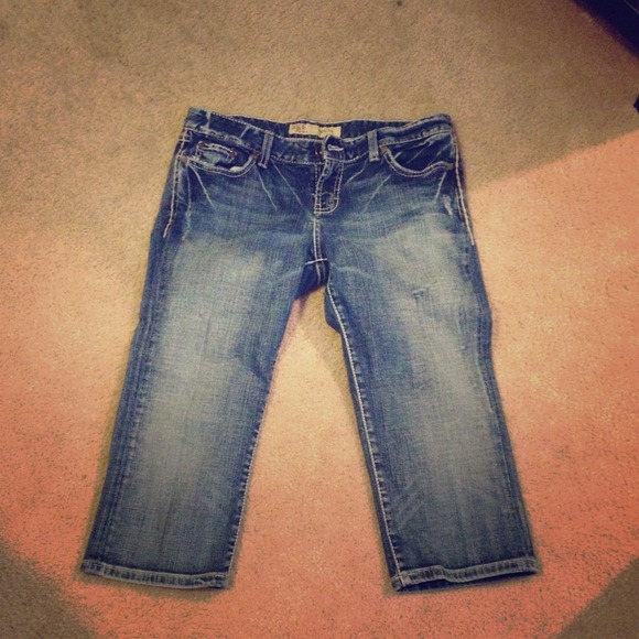 BKE denim crops