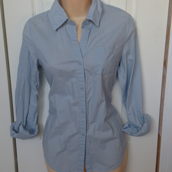 Blue button up with back button accent - Picture 2 of 3