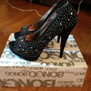 Clearance New black sparkle heels