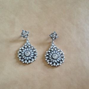 Never worn!! Earrings