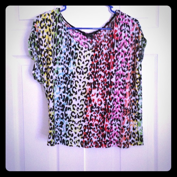 💐Forever 21  multi colored cheetah top💐