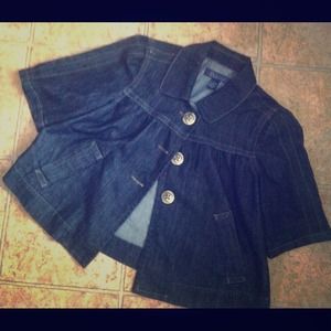 Denim shirt/jacket.