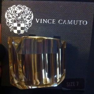 Vince Camuto Chunky Clear/Gold Size 7