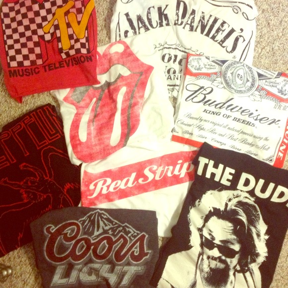 Custom distressed Tee shirts! 😻😻😻