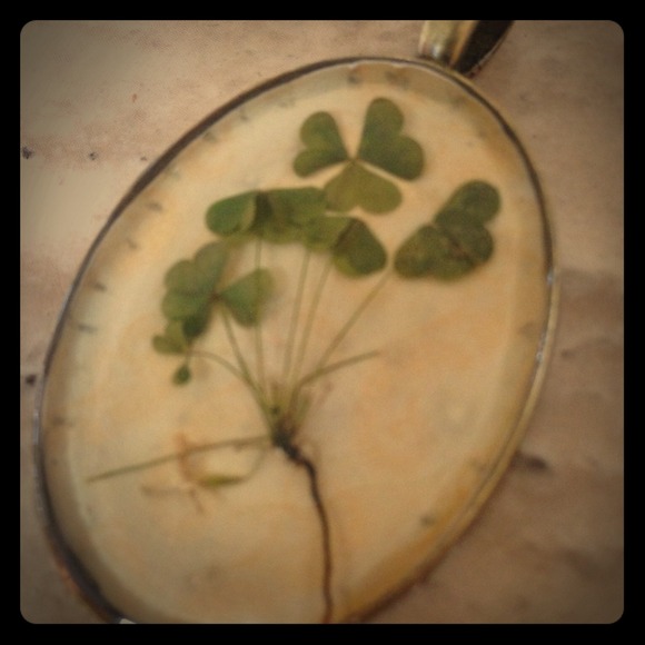 Handcrafted pendant