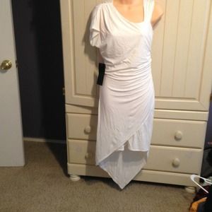 New with tag white draped silhouette      dress