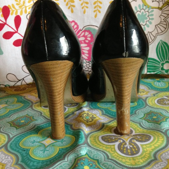 Spot On local Boutique Black 4' in peep toe size 9 - Picture 3 of 4