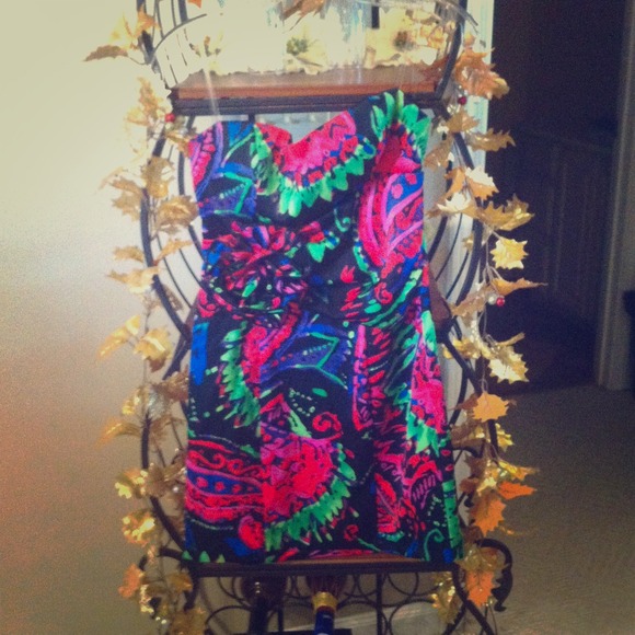 Short formal printed dress