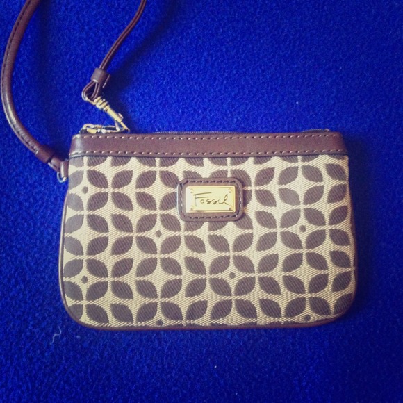 (NWOT) Fossil Wristlet