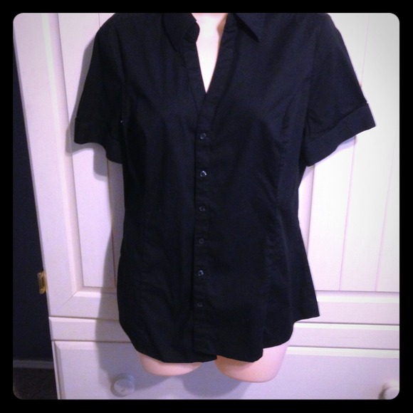 Express shirt in good condition in Large