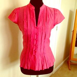 CLOSED FOR INVENTORY Banana Republic Silk Top