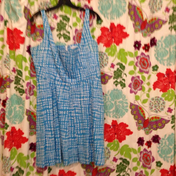 Super cute summer dress by Calvin Klein