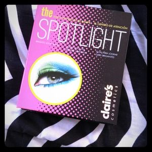 RESERVED BUNDLE Claire's Makeup Set and scarf