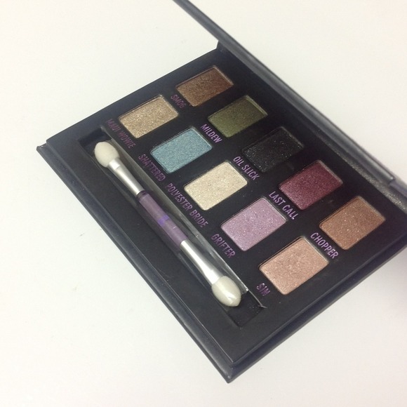 URBAN DECAY PALETTE