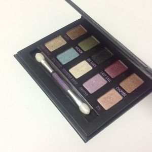 URBAN DECAY PALETTE