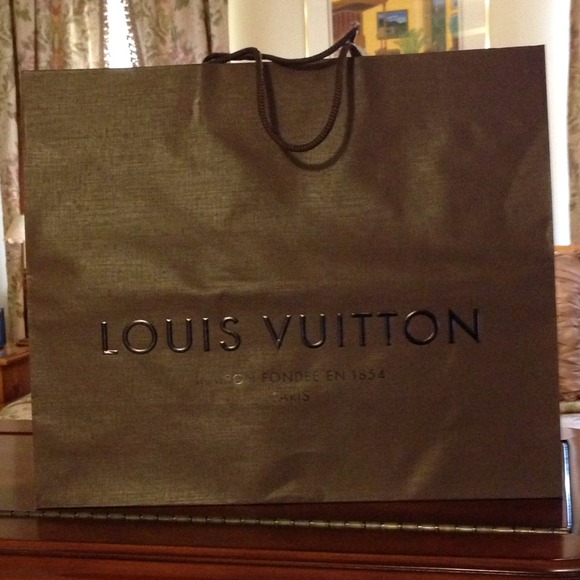 🎈🎈Sold bundle🎈🎈Louis Vuitton Shopping Bag